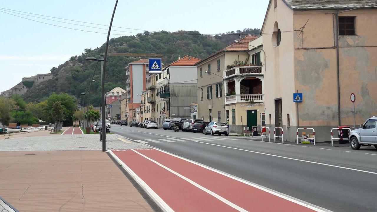 Residenza Lux Fronte Mare Apartment Vado Ligure Luaran gambar